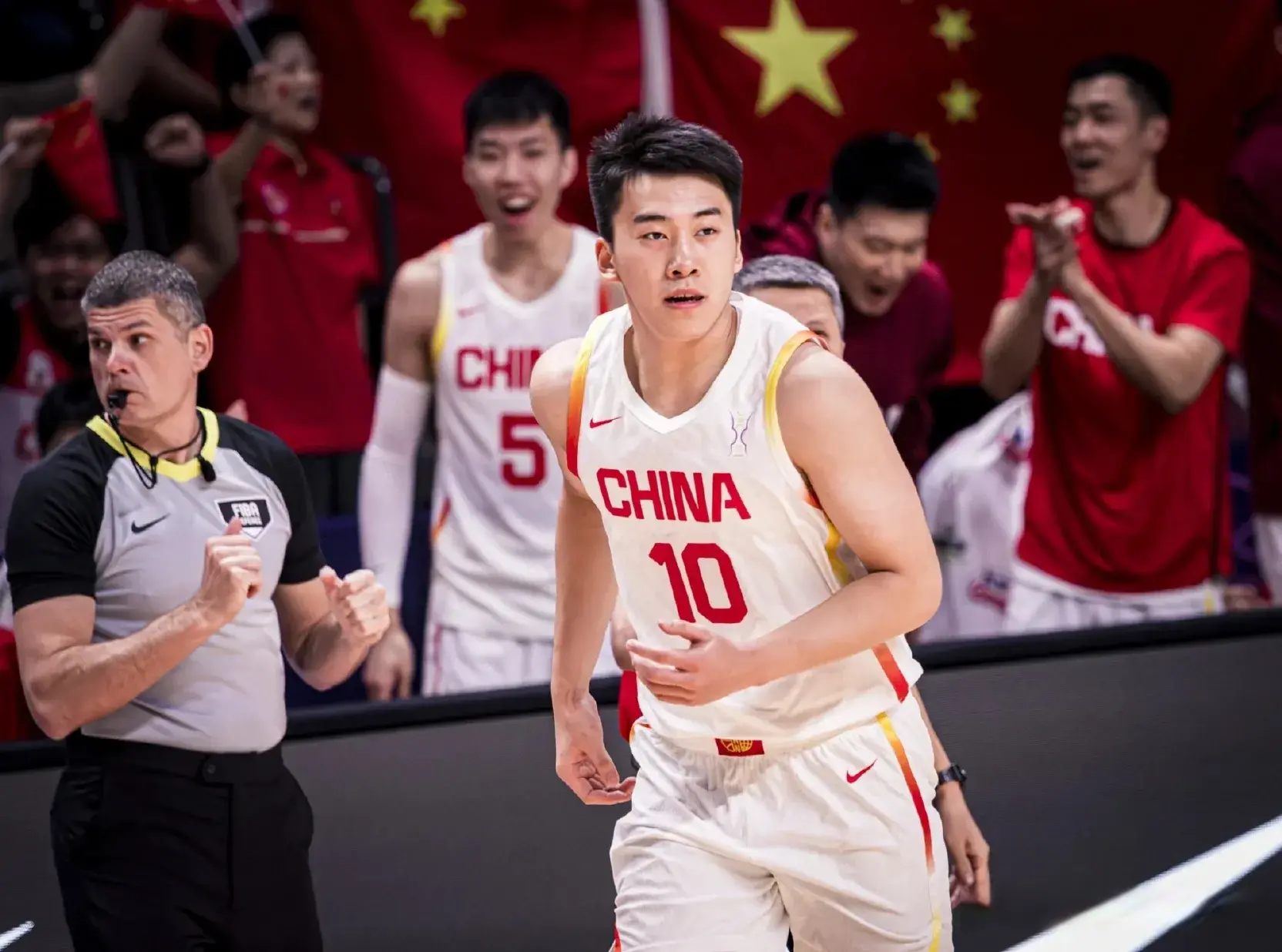 中国男篮阵
